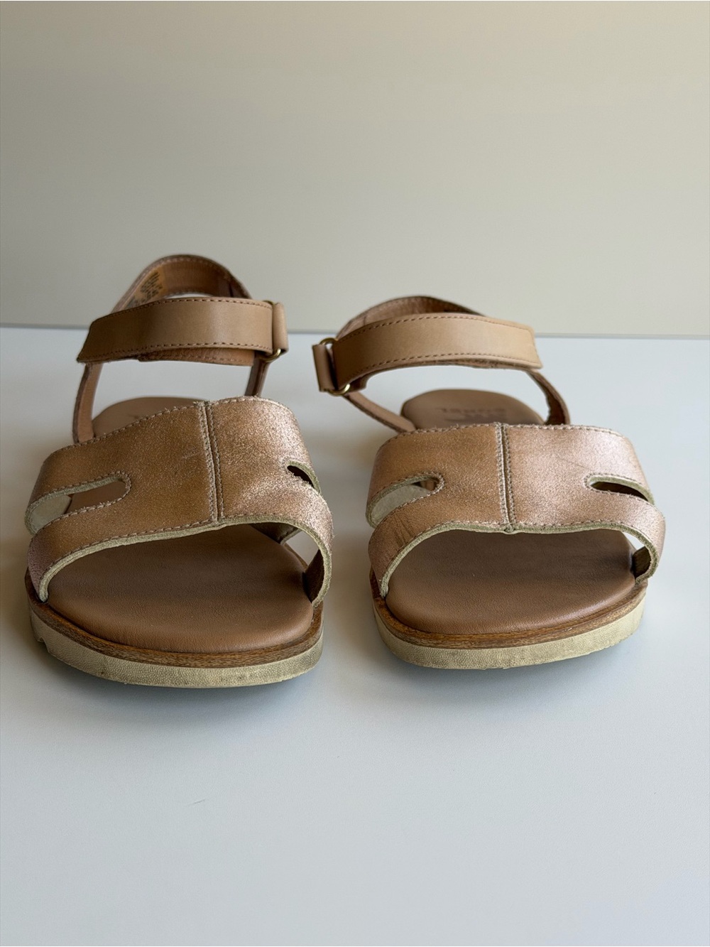Sorel Women's Ella lll Rose Gold Ankle Strap Sandal Size 8.5 - Picture 4 of 6